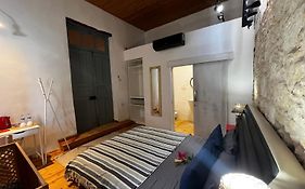 Tasev Guesthouse